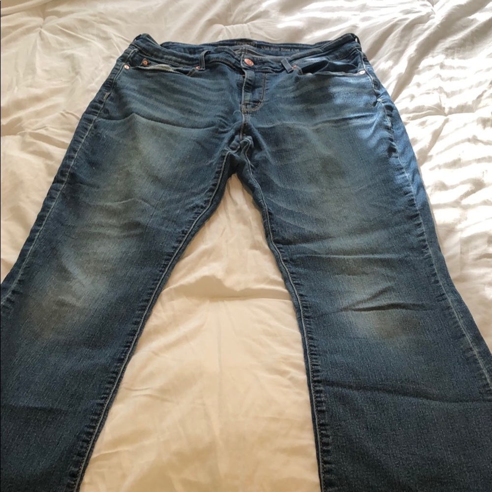 Levi bootcut mid rise jeans